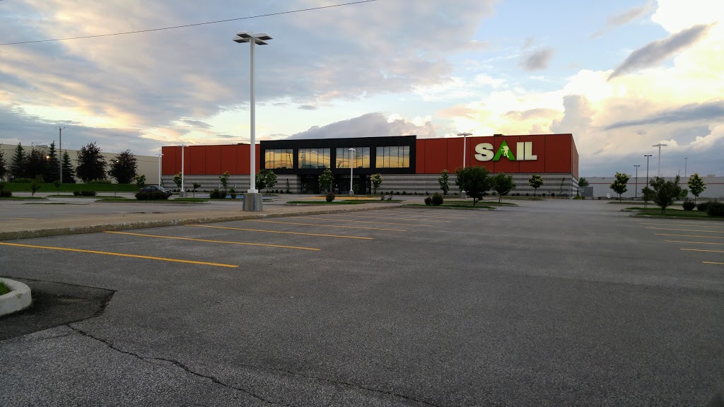 SAIL Plein Air | clothing store | 5200 Boulevard des Gradins, Québec, QC G2J 0B8, Canada | 4184767777 OR +1 418-476-7777