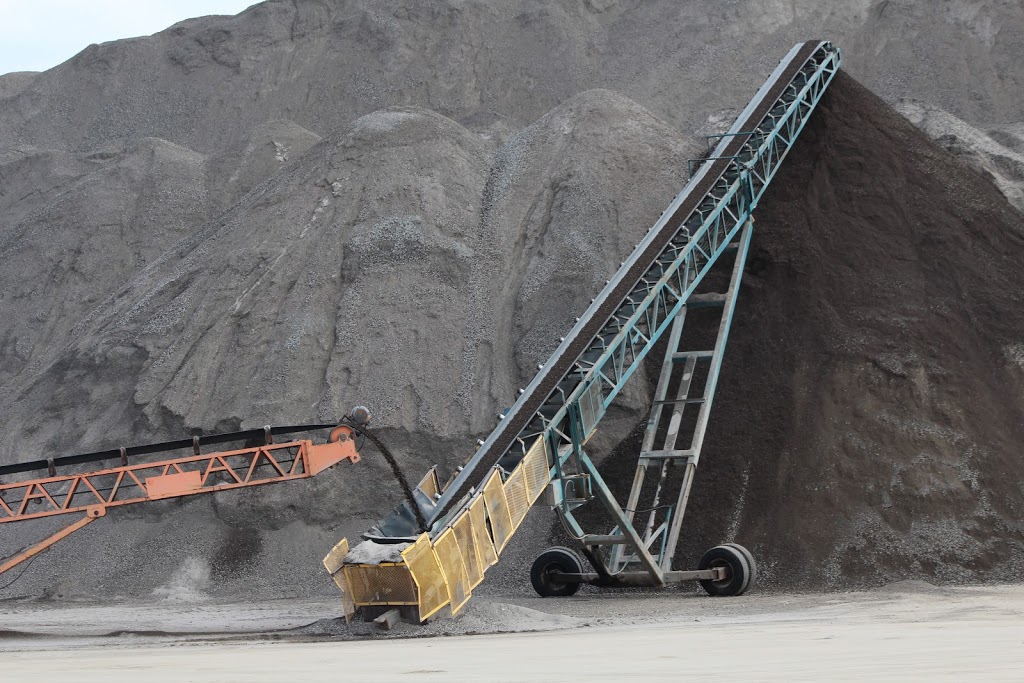 Associated Paving & Materials Ltd. | 5365 Munro Ct, Burlington, ON L7L 5M7, Canada | Phone: (905) 637-1966