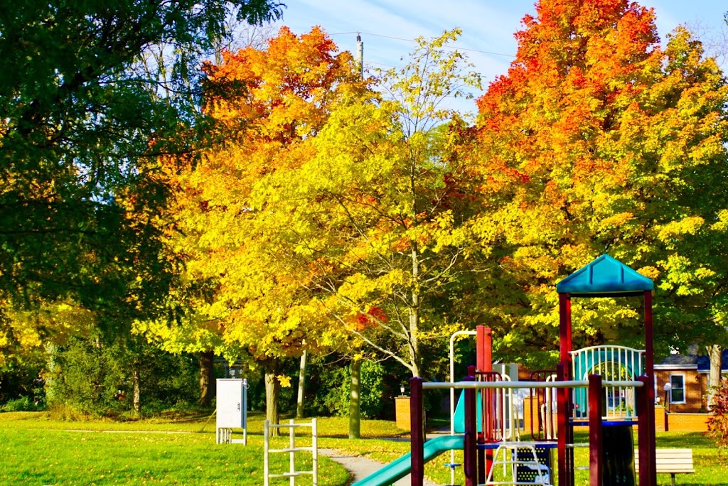 Mitches Park | Upper Queen St, London, ON N6C, Canada