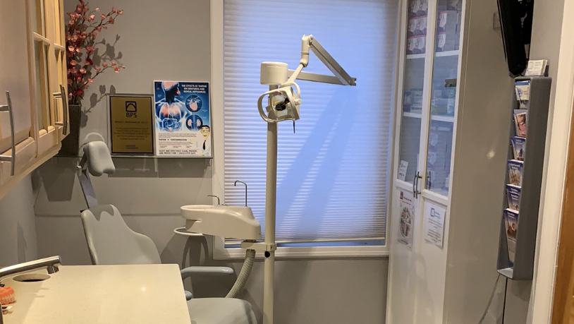 Mississauga Denture Clinic | 1229 N Service Rd, Mississauga, ON L4Y 1A8, Canada | Phone: (905) 804-8428
