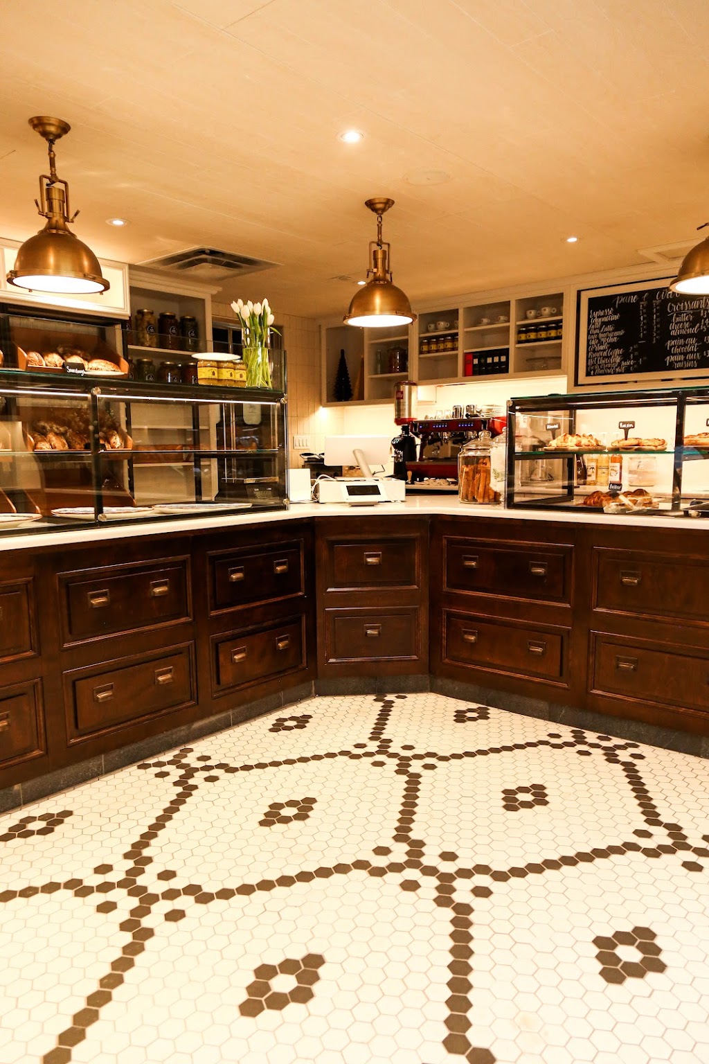 Pane e Circo | 1475 Lower Water St, Halifax, NS B3J 3Z2, Canada | Phone: (902) 421-0756