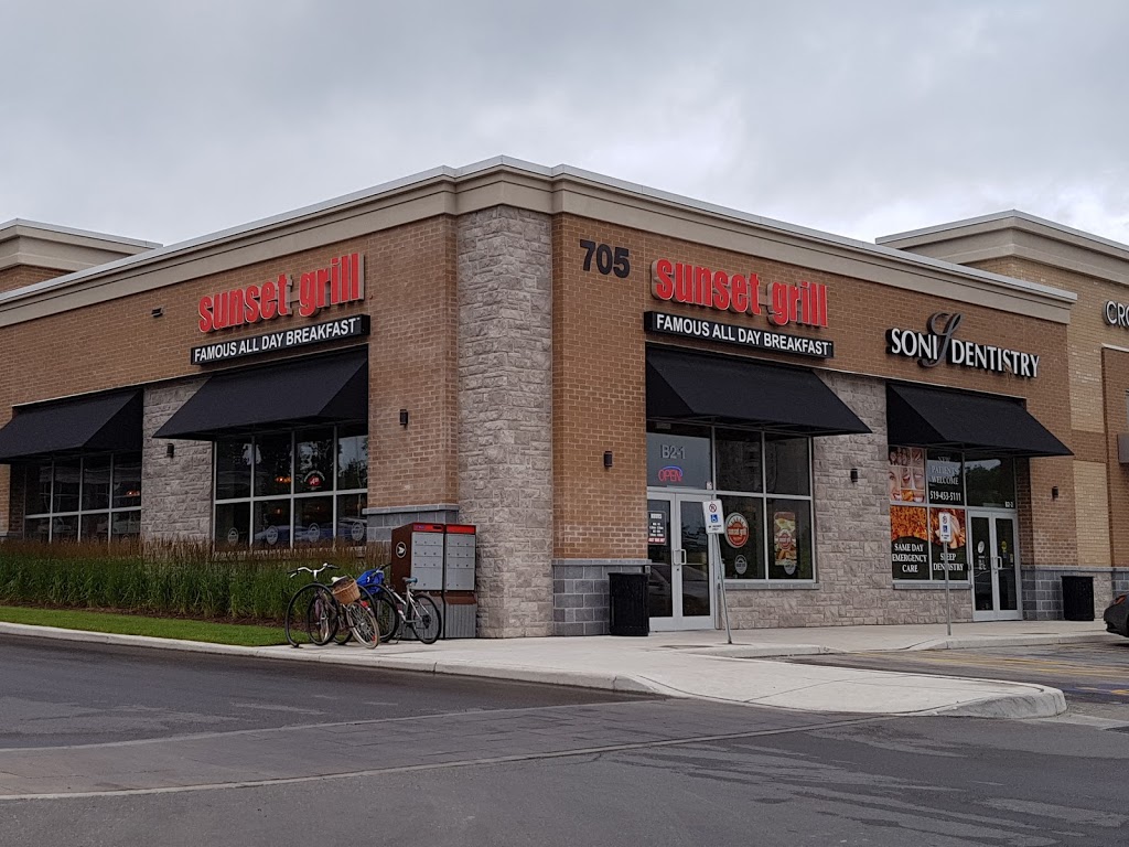 Sunset Grill | 705 Wonderland Rd N, London, ON N6H 0H8, Canada | Phone: (519) 473-1212