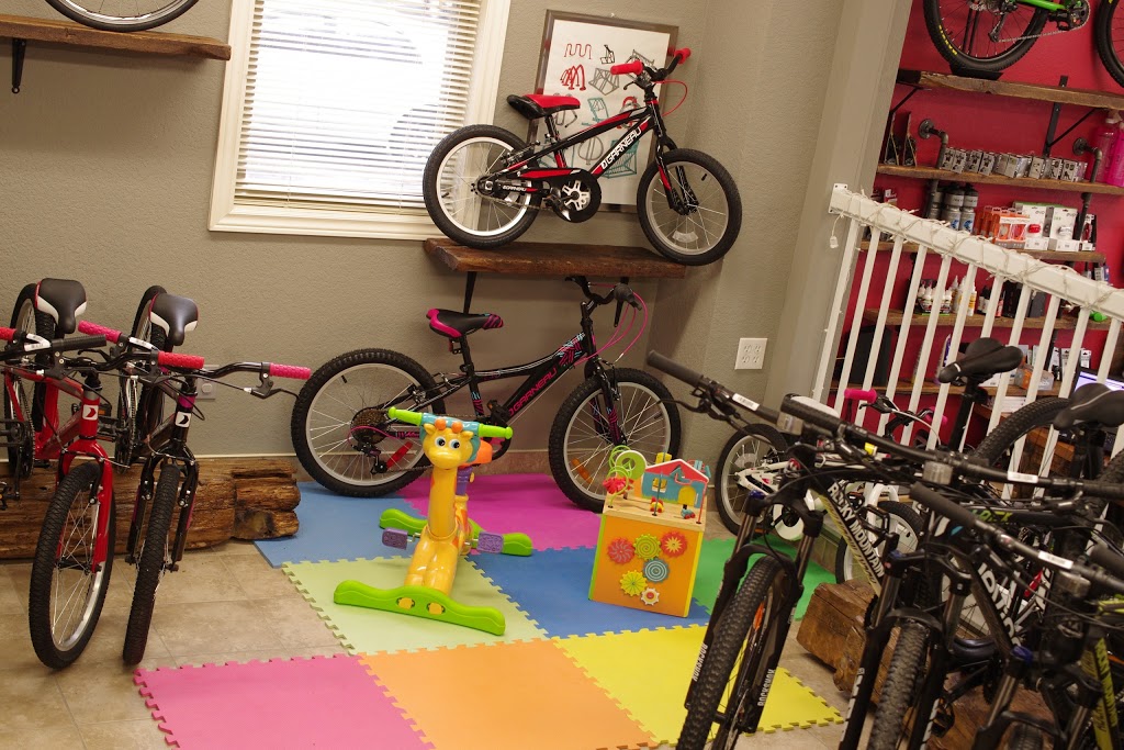 The Bicycle Tailor | 170 St Andrew St E, Fergus, ON N1M 1P8, Canada | Phone: (226) 383-2453