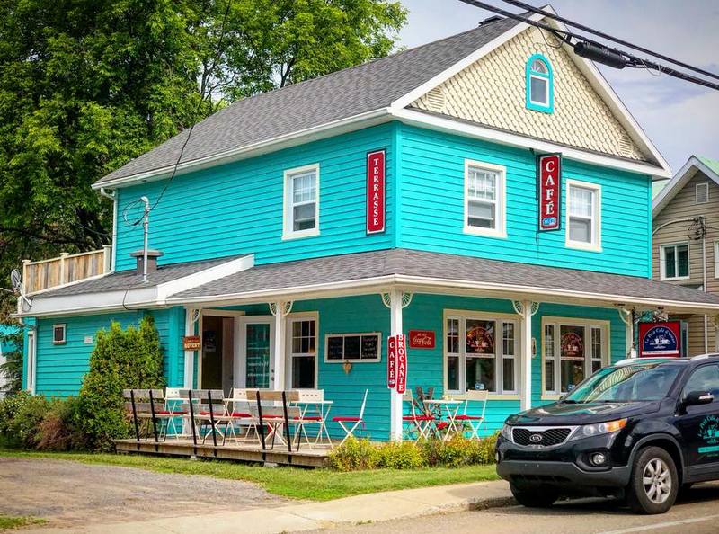 Sandy baie, boutique et café | 3M0,, 1410 Rue Principale, Saint-Côme, QC J0K, Canada | Phone: (450) 883-8918