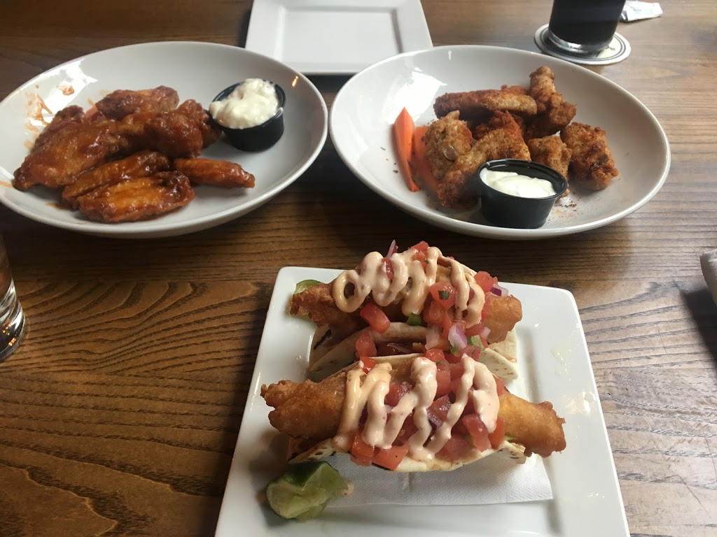 Clocktower Brew Pub - Rideau | 140 Rideau St, Ottawa, ON K1N 7B7, Canada | Phone: (613) 695-9955