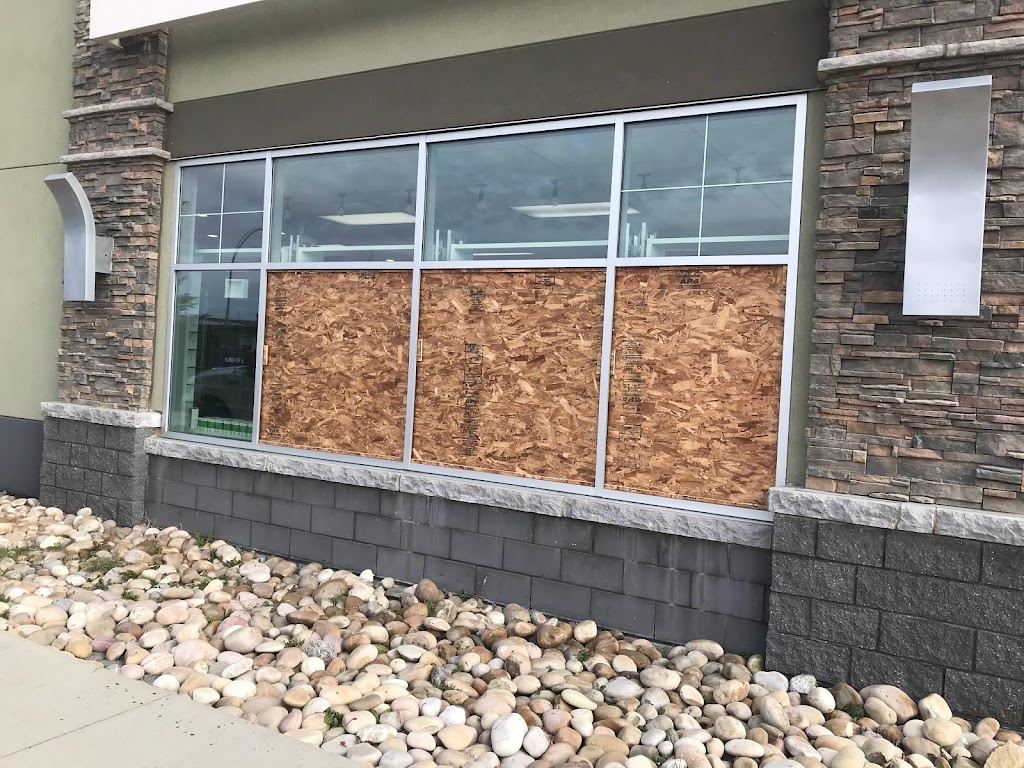 Glass Replacement Edmonton - Division 8 Glass & Window Services | 551 Mistatim Way NW #210, Edmonton, AB T6V 0M9, Canada | Phone: (780) 447-0194