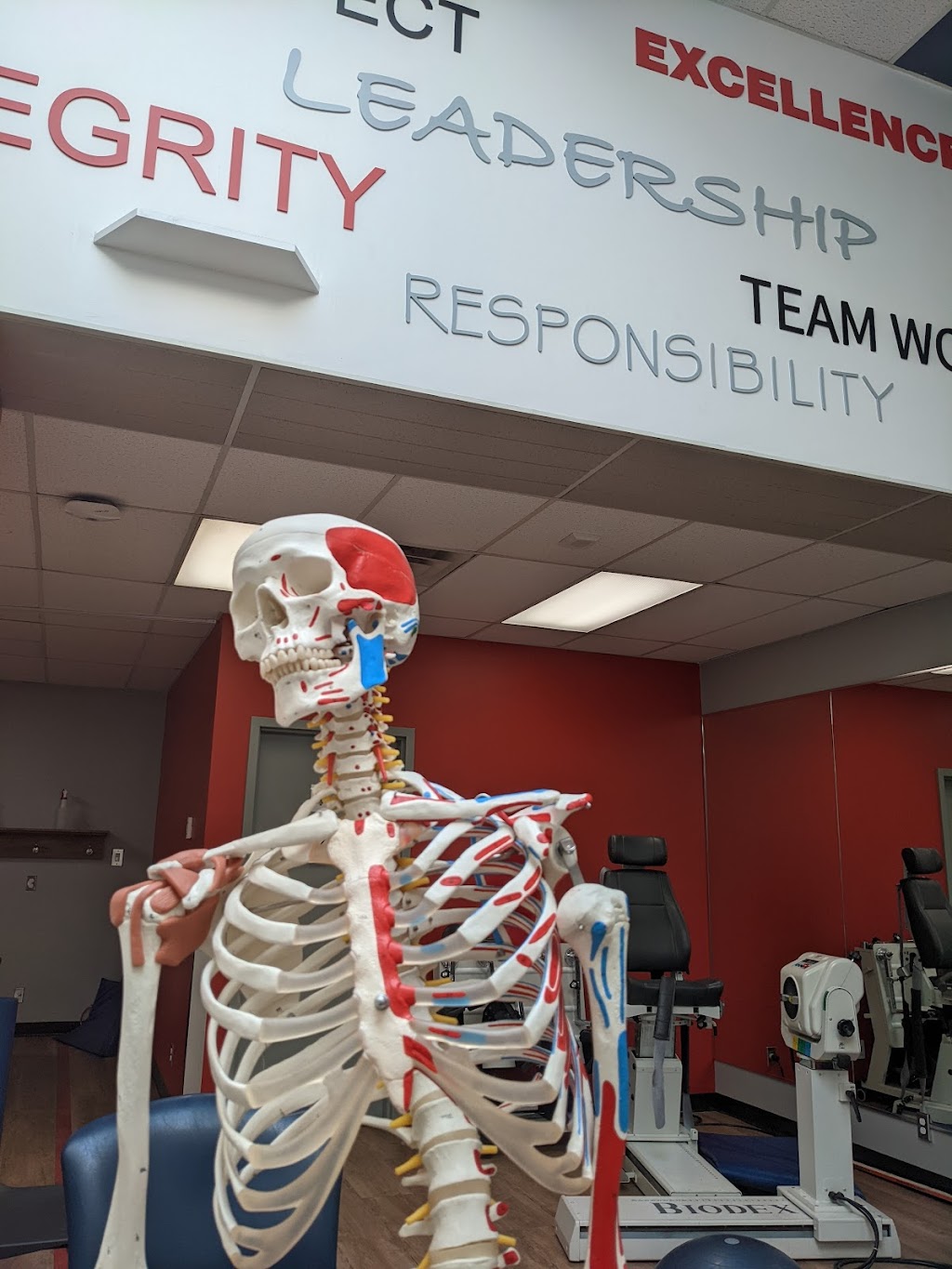 McGill Sport Medicine Clinic | 475 Av. des Pins, Montréal, QC H2W 1S4, Canada | Phone: (514) 398-7007