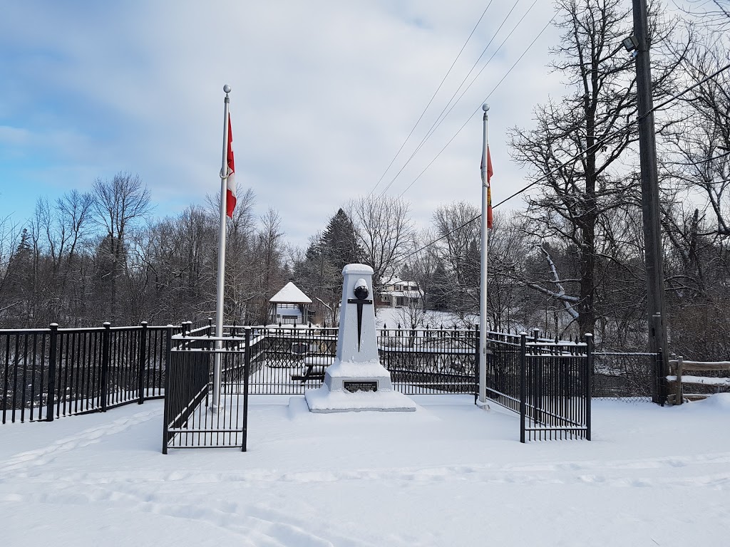 Manotick Cenotaph & Remembrance Park | 1125 Johnston Clapp Ln, Manotick, ON K4M, Canada | Phone: (613) 692-3243