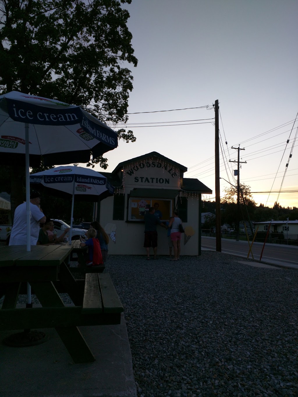 Woodsdale General Store | 3191 Woodsdale Rd, Lake Country, BC V4V 1X7, Canada | Phone: (250) 766-4677