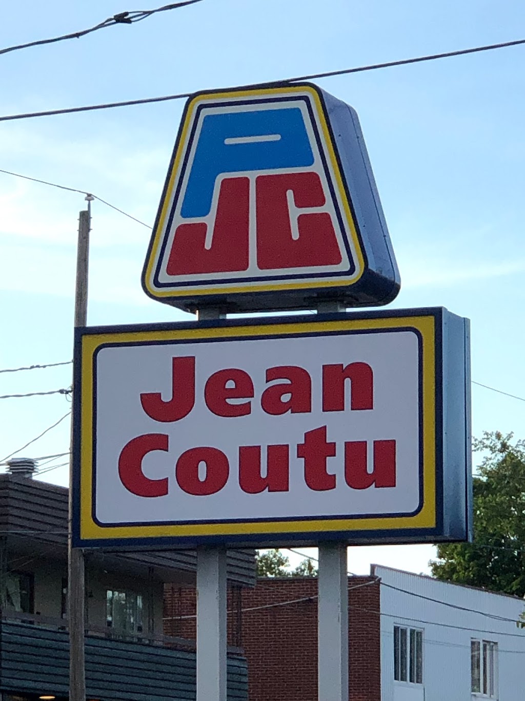 PJC Jean Coutu | 25 Rue St Georges, Saint-Jérôme, QC J7Z 4Z1, Canada | Phone: (450) 432-1120