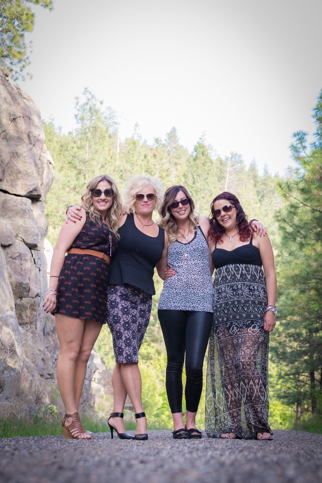 Indulgence Hair Salon | 2735 Skaha Lake Rd, Penticton, BC V2A 9B8, Canada | Phone: (250) 490-3311