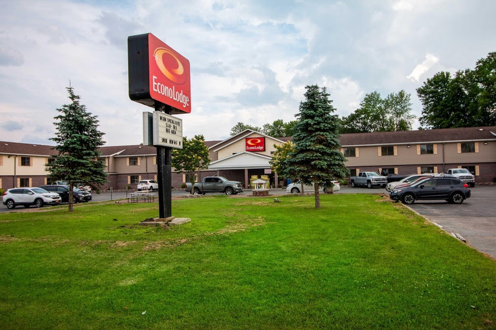 Econo Lodge Massena Hwy 37 | 15054 NY-37, Massena, NY 13662, USA | Phone: (315) 764-0246