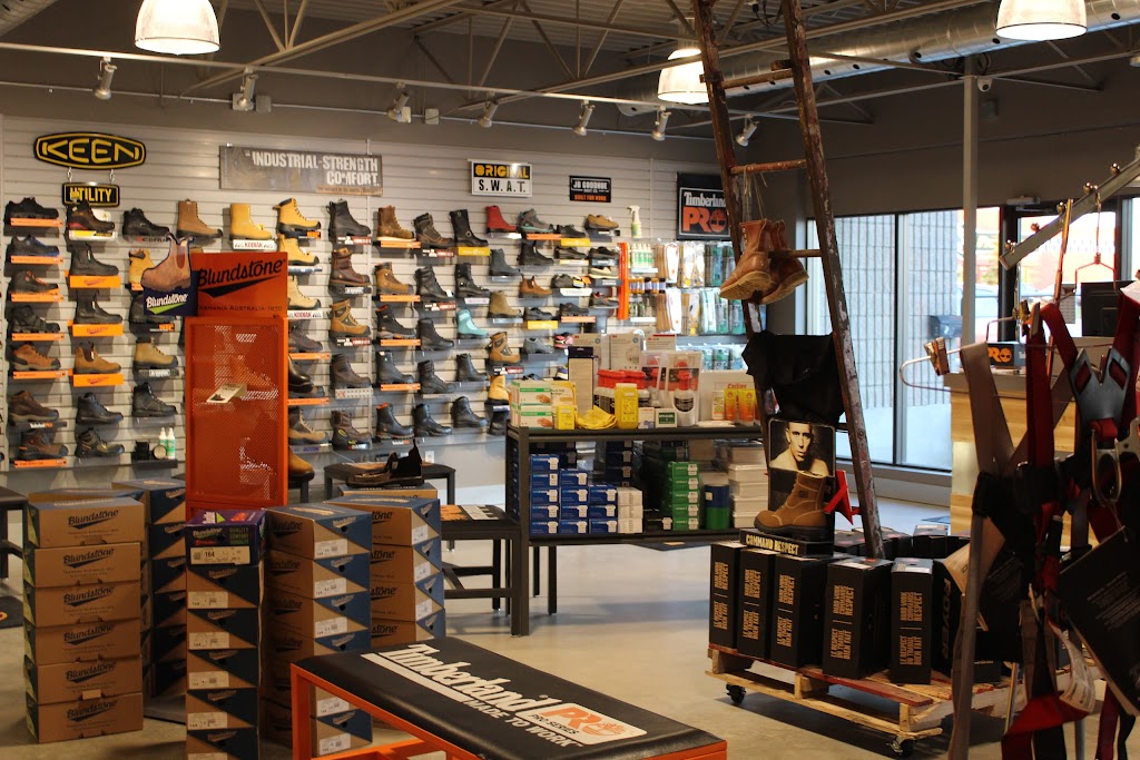 Collins Safety Shoes | clothing store | 731 Gardiners Rd, Kingston, ON K7M 3Y5, Canada | 6133899886 OR +1 613-389-9886