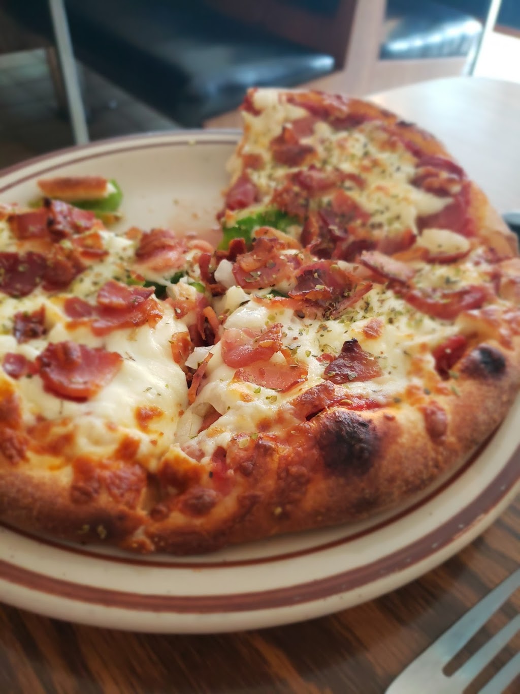 Diamond Bar B Q & Pizzeria | 125 Boulevard Arthur-Sauvé, Saint-Eustache, QC J7P 2A3, Canada | Phone: (450) 473-6891