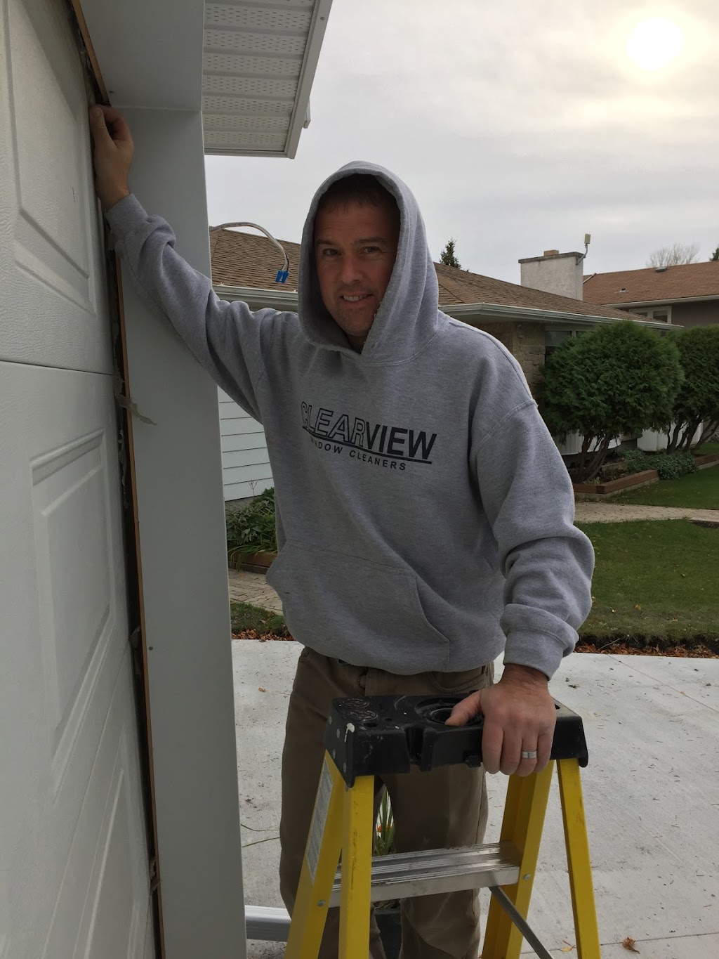 CLEARVIEW Window Cleaners | 619 Ash St, Winnipeg, MB R3N 0R3, Canada | Phone: (204) 896-1347