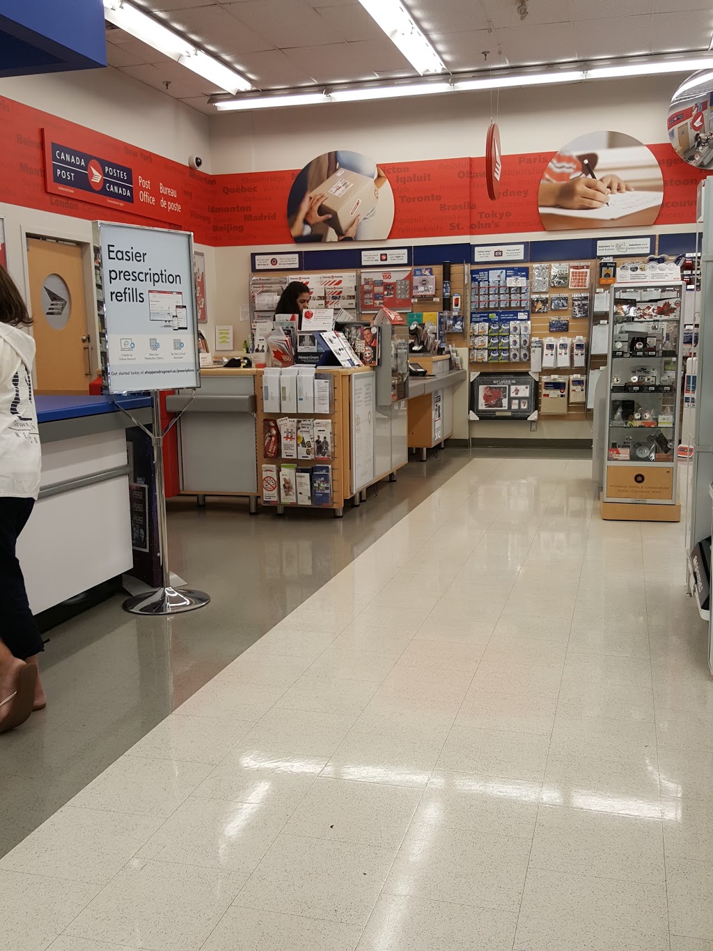 Millcroft Post Office | 2080 Appleby Line, Burlington, ON L7L 6M6, Canada | Phone: (800) 267-1177