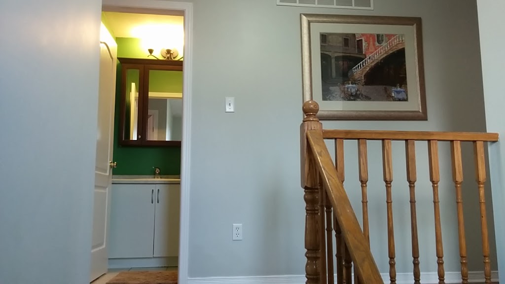 Wellington Roommate Appartments | 231 Wellington St N, Hamilton, ON L8L 2X2, Canada | Phone: (289) 801-1404
