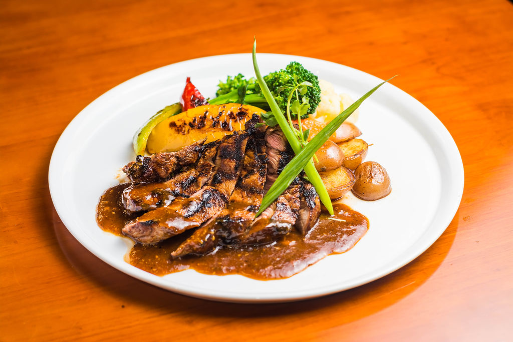 DS Classic Grill | 15004 Yellowhead Trail, Edmonton, AB T5V 1A1, Canada | Phone: (780) 540-4500