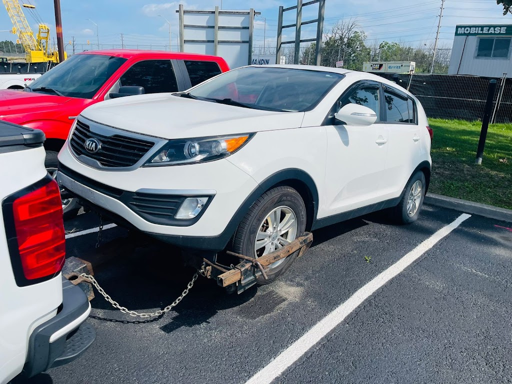 Cash For Cars Mississauga | Scrap Car Removal | 3351 Cedar Creek Dr, Mississauga, ON L4Y 2X9, Canada | Phone: (647) 955-2426
