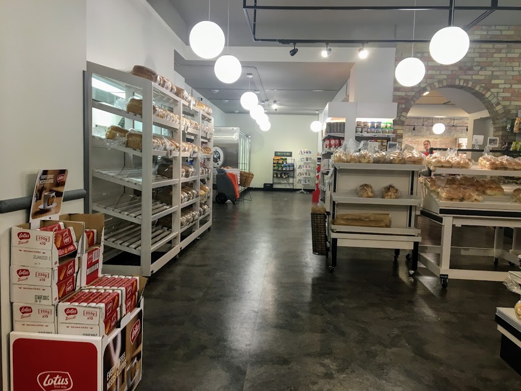 Norwich Deli and Bakery | 27 Main St W, Norwich, ON N0J 1P0, Canada | Phone: (519) 863-2920