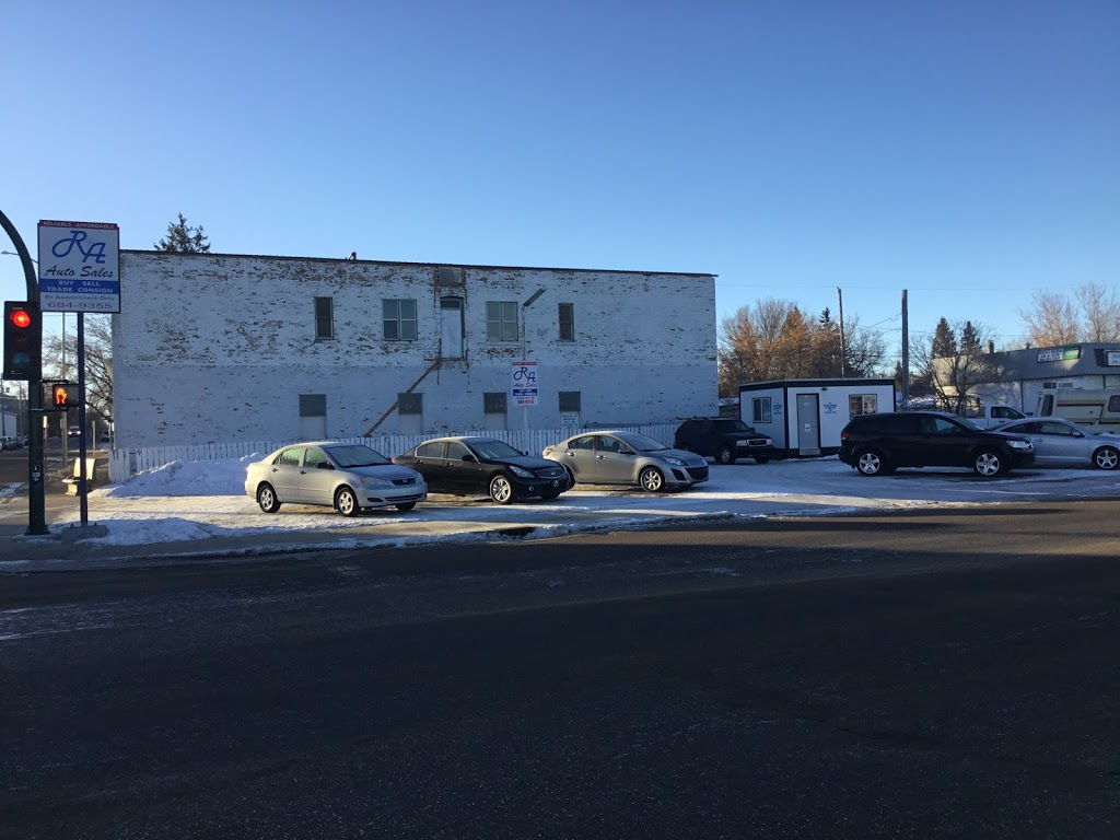 R & A Auto Sales | 403 Lillooet St W, Moose Jaw, SK S6H 4Z4, Canada | Phone: (306) 684-9355