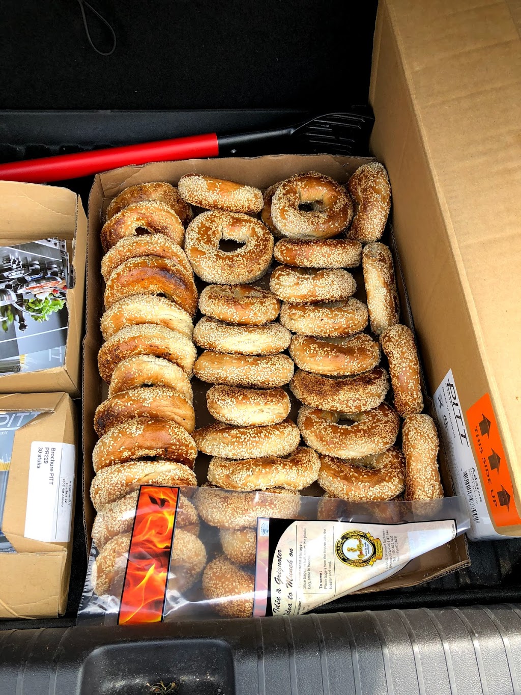 Oze Bagel Plus Inc | 8085 Boulevard Taschereau, Brossard, QC J4Y 1A4, Canada | Phone: (450) 678-6932