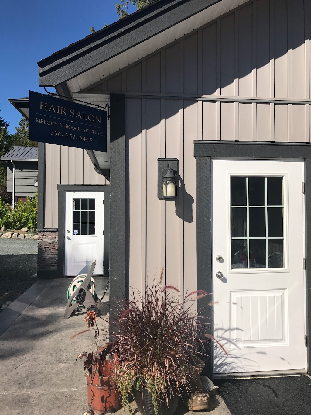 Melodys Shear Attitude | 1275 Centre Rd, Qualicum Beach, BC V9K 2G3, Canada | Phone: (250) 752-8445