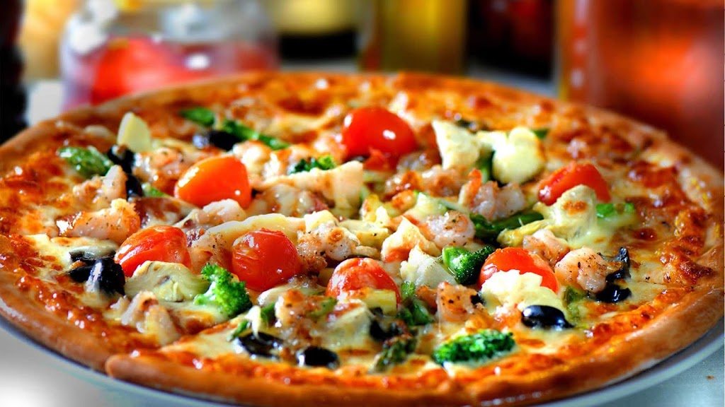 Lake Side Pizza | 41909 Yarrow Central Rd, Chilliwack, BC V2R 5E7, Canada | Phone: (604) 490-1111