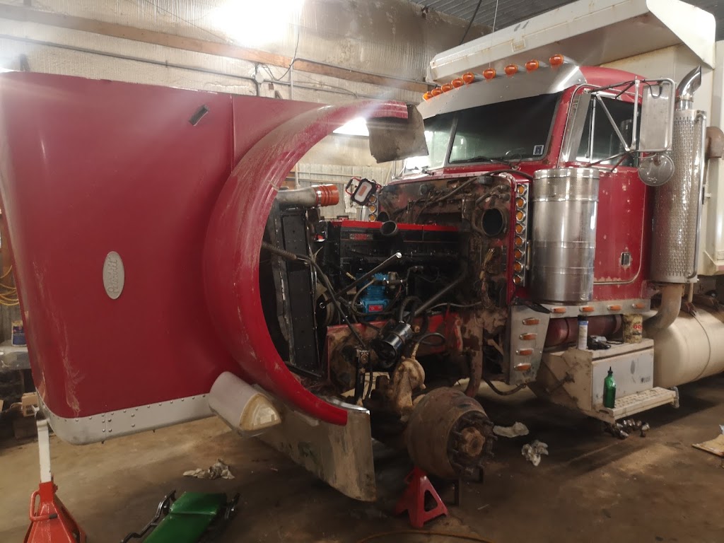 Almac Truck Repair | 1886 N York River Rd, Warren Grove, PE C1E 0T7, Canada | Phone: (902) 892-5526