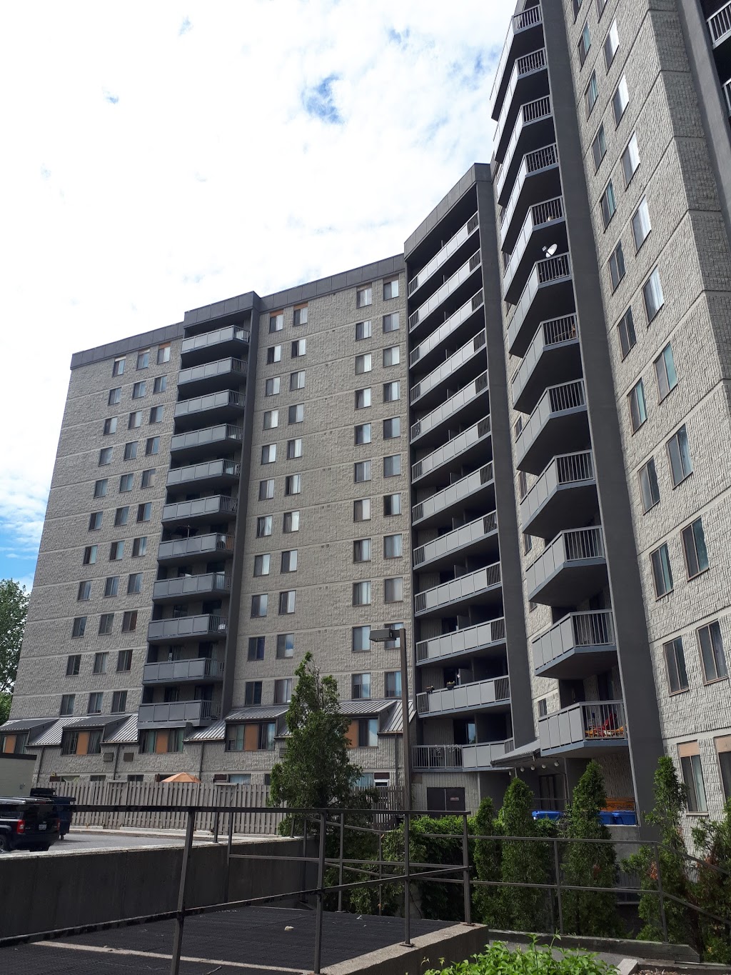 William Mosgrove Tower | 2881 Richmond Rd, Ottawa, ON K2B 8J5, Canada | Phone: (613) 820-2777