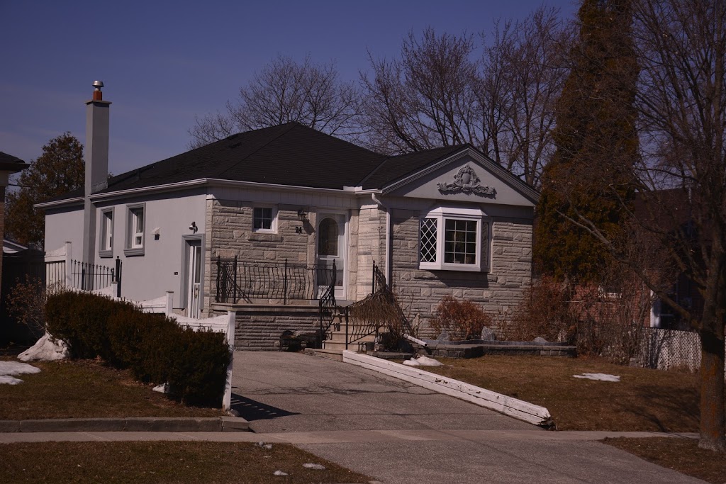 Mandi Day Care | 30 Barrhead Crescent, Etobicoke, ON M9W 3Z7, Canada | Phone: (416) 749-8110