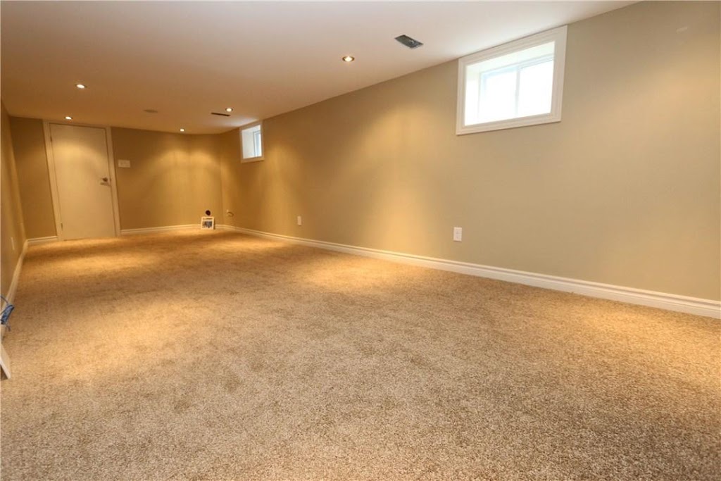 AJ Reno, Pro Painter, Drywaller, Taper | 909 Riverstone Ct, Kitchener, ON N2P 0A3, Canada | Phone: (519) 581-7003