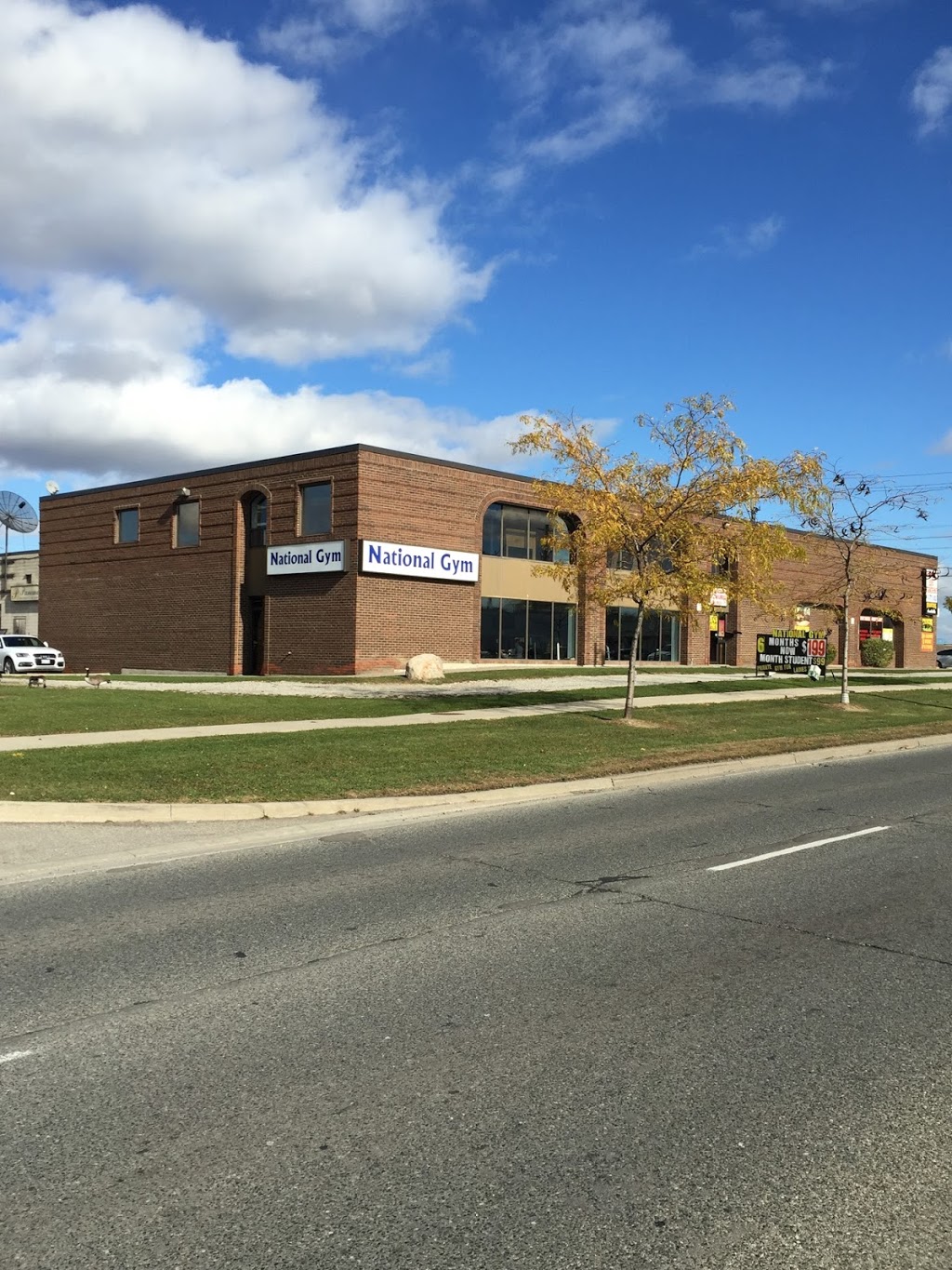 National Gym & Fitness Centre Inc | 220 Humberline Dr #12b, Etobicoke, ON M9W 5Y4, Canada | Phone: (416) 679-0990