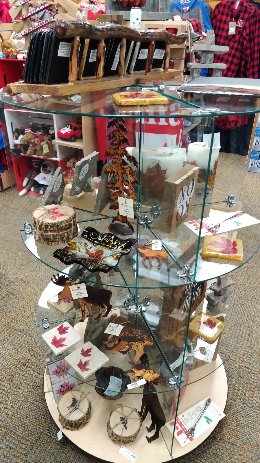 Johnstown Duty Free | 1028 ON-16, Prescott, ON K0E 1T0, Canada | Phone: (613) 925-1024