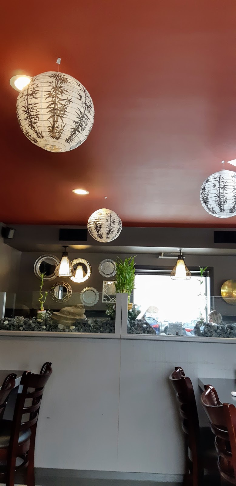 Hoys Of Simcoe Restaurant | 71 Queensway East, Simcoe, ON N3Y 4L8, Canada | Phone: (519) 426-1936