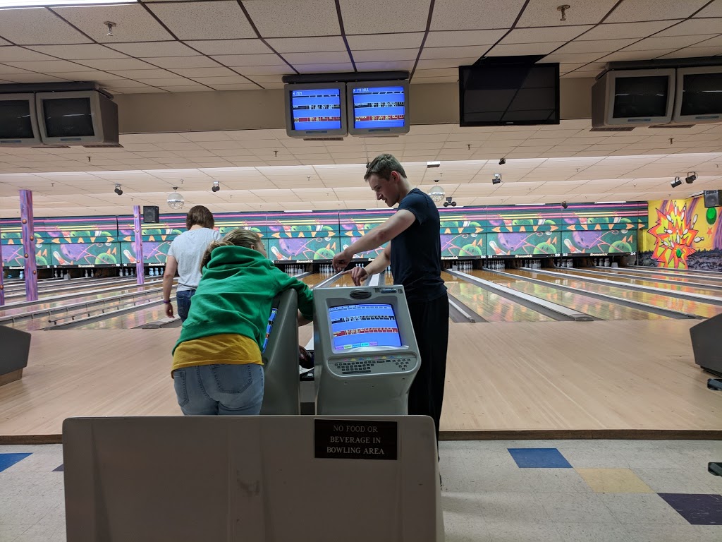 Wimbledon Bowling Lanes | 220 Center Rd, Buffalo, NY 14224, USA | Phone: (716) 674-3333