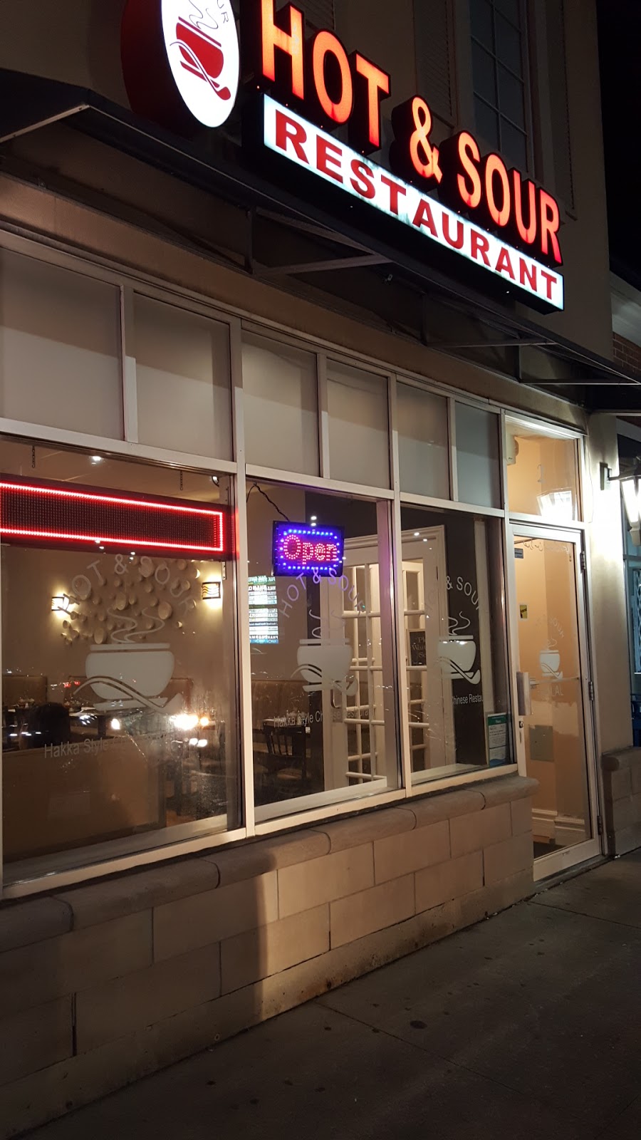 Hot & Sour | 1010 Dream Crest Rd, Mississauga, ON L5V 3A4, Canada | Phone: (905) 542-7900