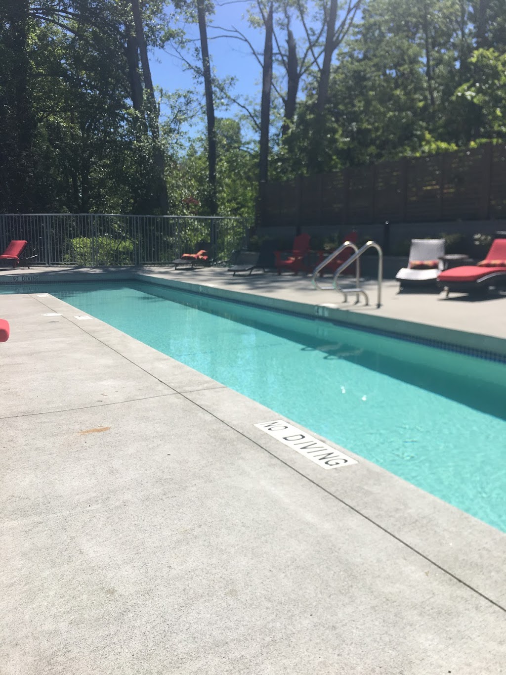 South Ridge Club | 15928 Mountain View Dr, Surrey, BC V3Z 0R1, Canada | Phone: (604) 582-1113