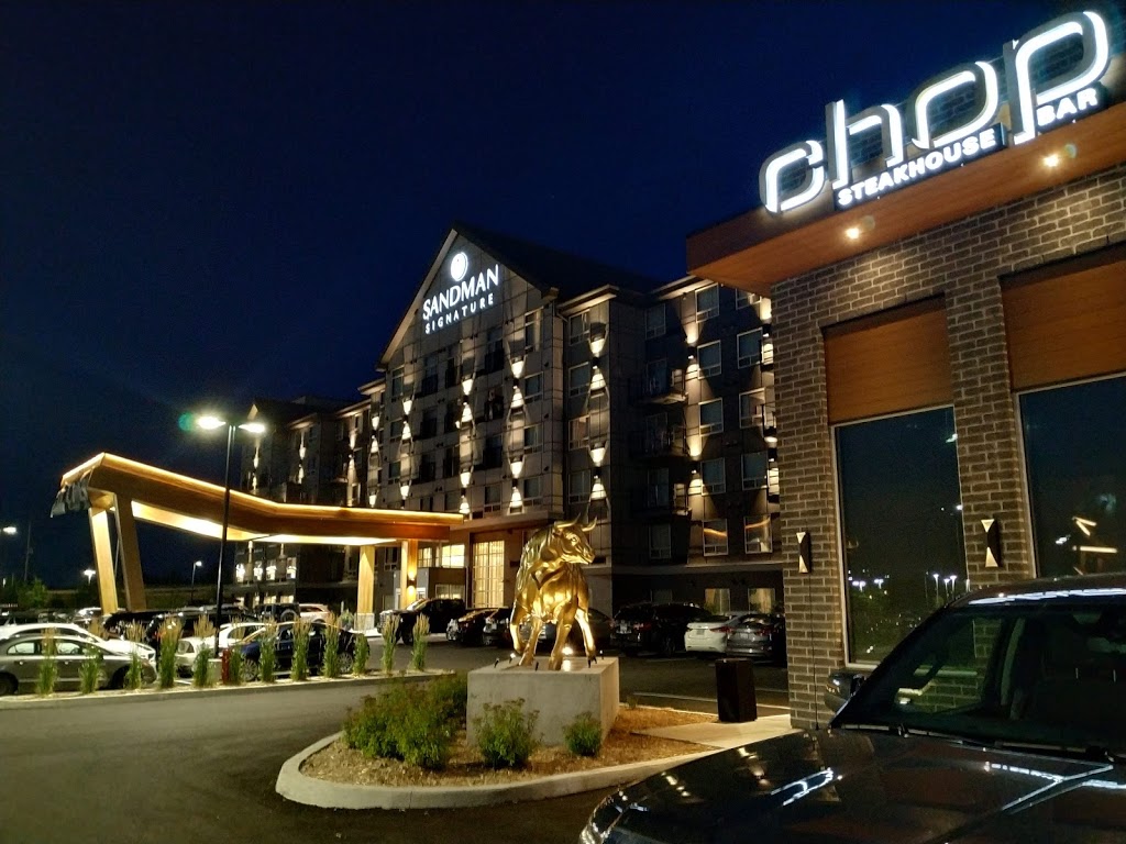 Sandman Signature Ottawa Airport Hotel | 250 W Hunt Club Rd, Ottawa, ON K1N 1H7, Canada | Phone: (613) 216-7263