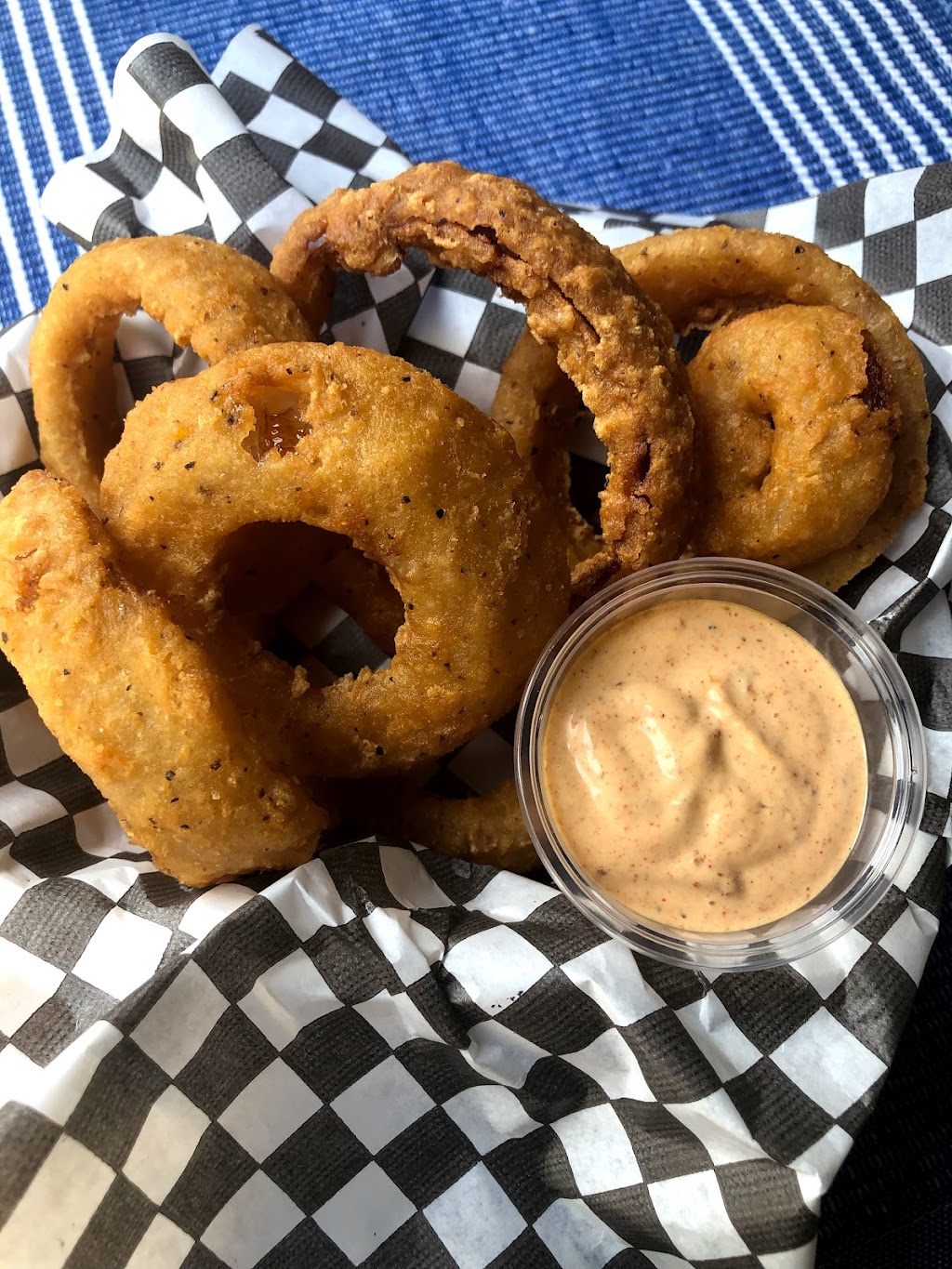 The Kitchen at Rustics | 440 Lyndoch St, Corunna, ON N0N 1G0, Canada | Phone: (519) 813-9535