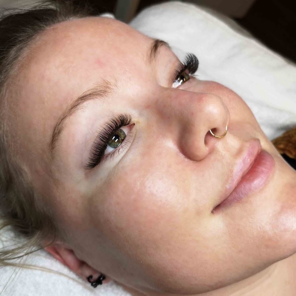 Sublime Lash Studio | 38 Grand Ave S, Cambridge, ON N1S 2L6, Canada | Phone: (519) 841-3075
