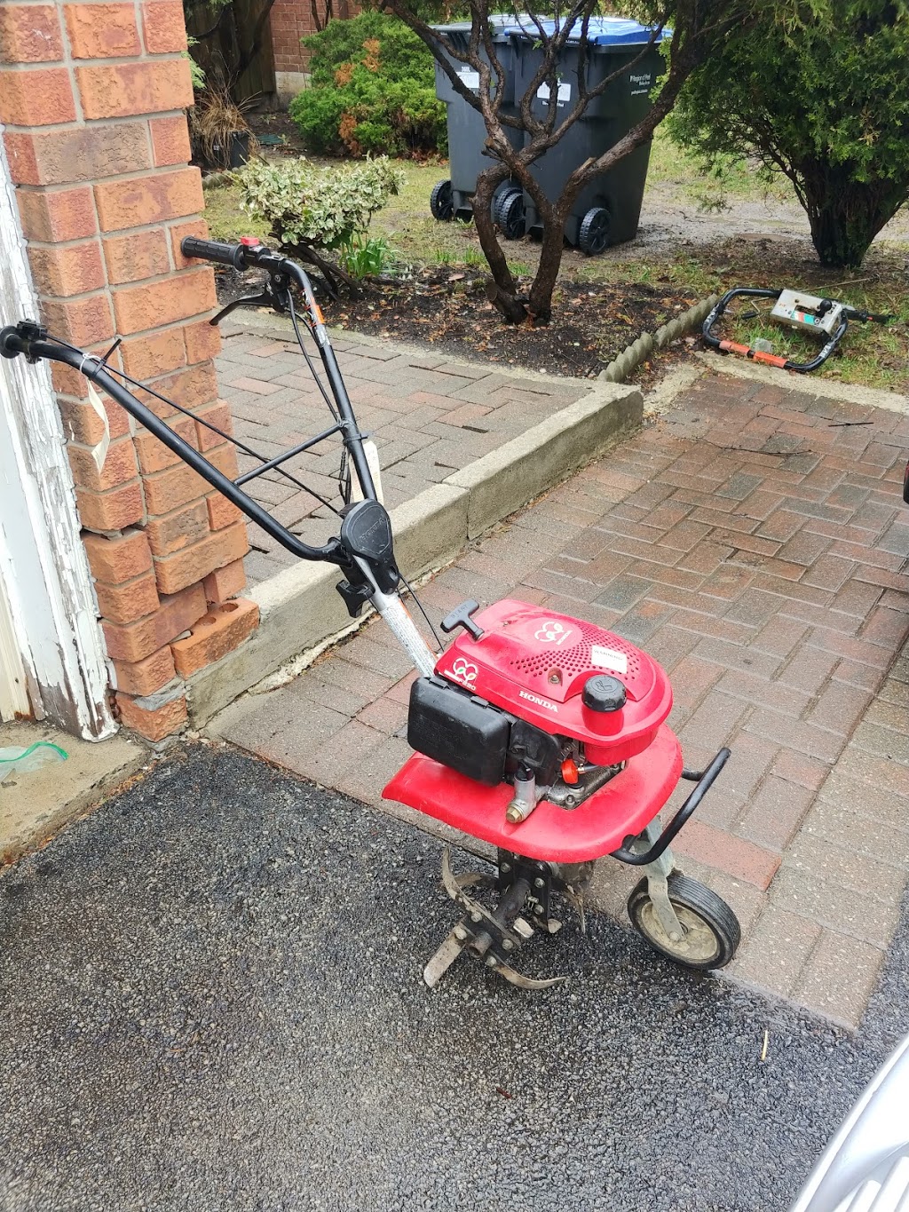 Halton Mowers & Blowers | 5168 Eighth Line, Milton, ON L9E 1A6, Canada | Phone: (416) 830-9366