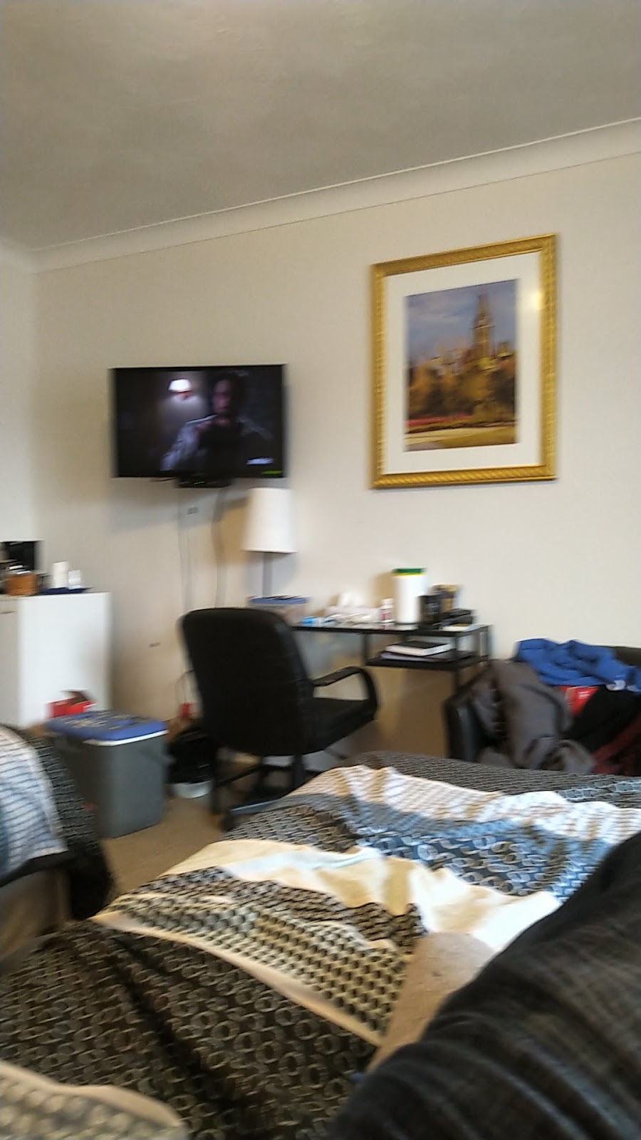 Motel Montcalm | 175 Boulevard Gréber, Gatineau, QC J8T 3R1, Canada | Phone: (819) 568-0144