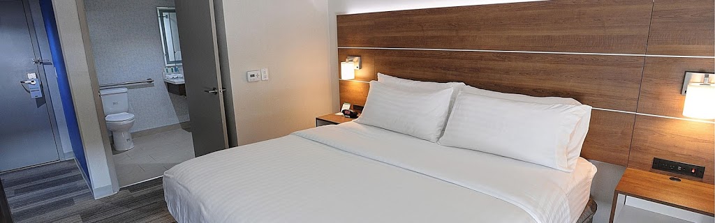 Holiday Inn Express & Suites Toronto Airport West | 5599 Ambler Dr, Mississauga, ON L4W 3Z1, Canada | Phone: (905) 624-9500