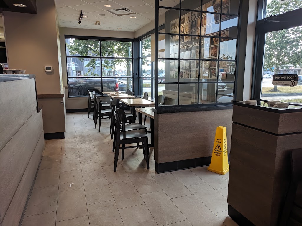 Tim Hortons | 3 Sarjeant Dr, Barrie, ON L4N 4V9, Canada | Phone: (705) 739-4811