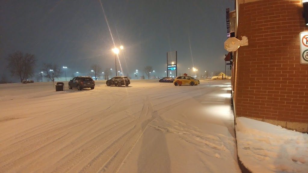 St-Hubert Express | 1616 Rue du Sud, Cowansville, QC J2K 3J8, Canada | Phone: (450) 263-2323