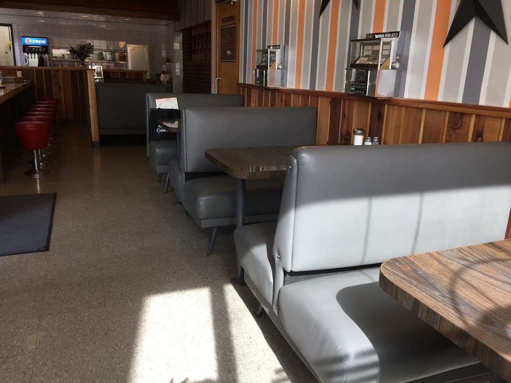 Breezy Corners Hamilton | 1145 Main St E, Hamilton, ON L8M 1P3, Canada | Phone: (905) 545-3924
