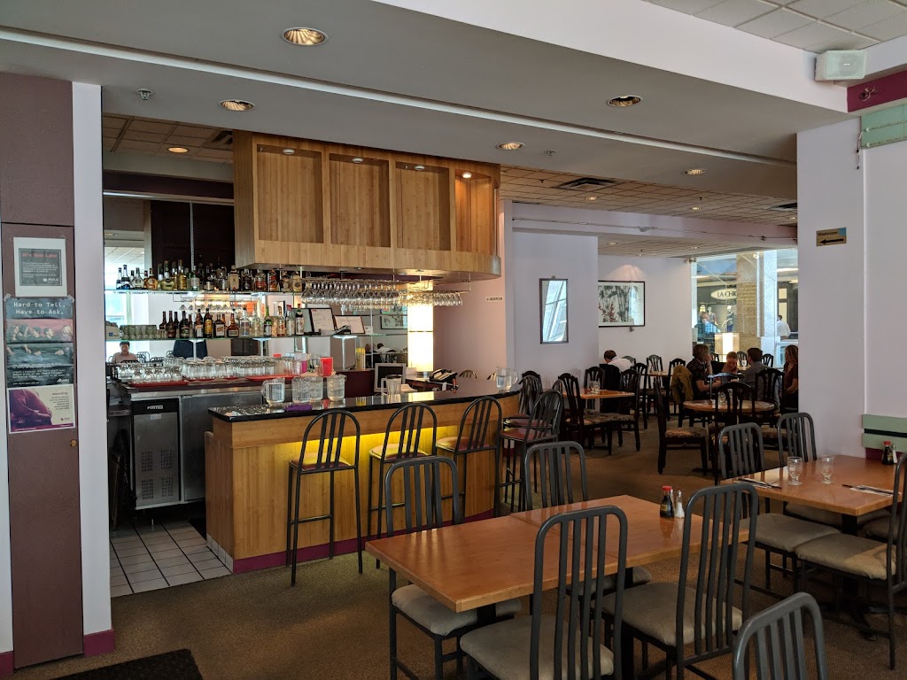 The Pink Pearl Restaurant | 4351 Macleod Trail SW, Calgary, AB T2G 0A3, Canada | Phone: (403) 263-8887