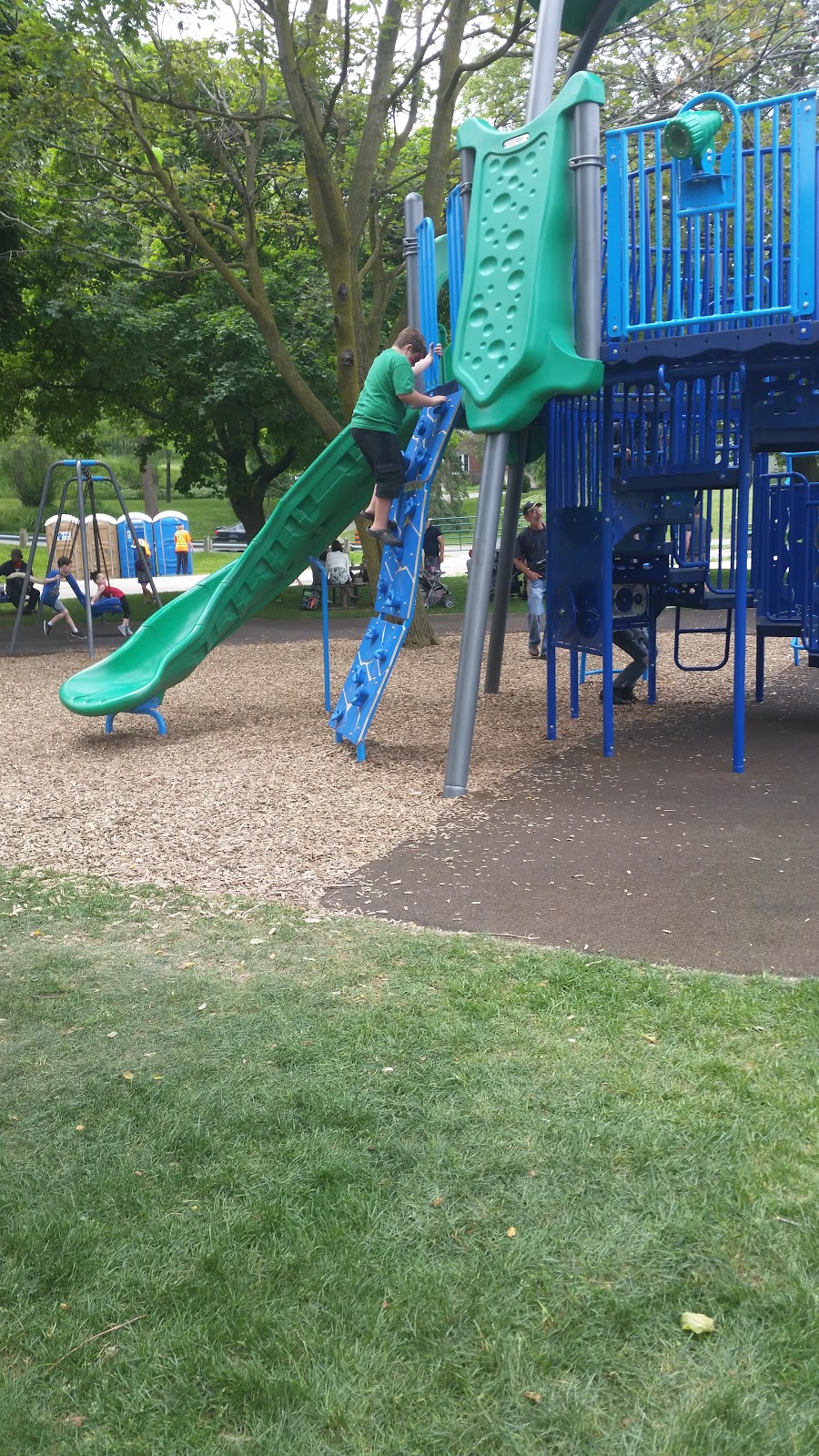 Lions Park | 36-96 Laurel St, Paris, ON N3L 3L8, Canada