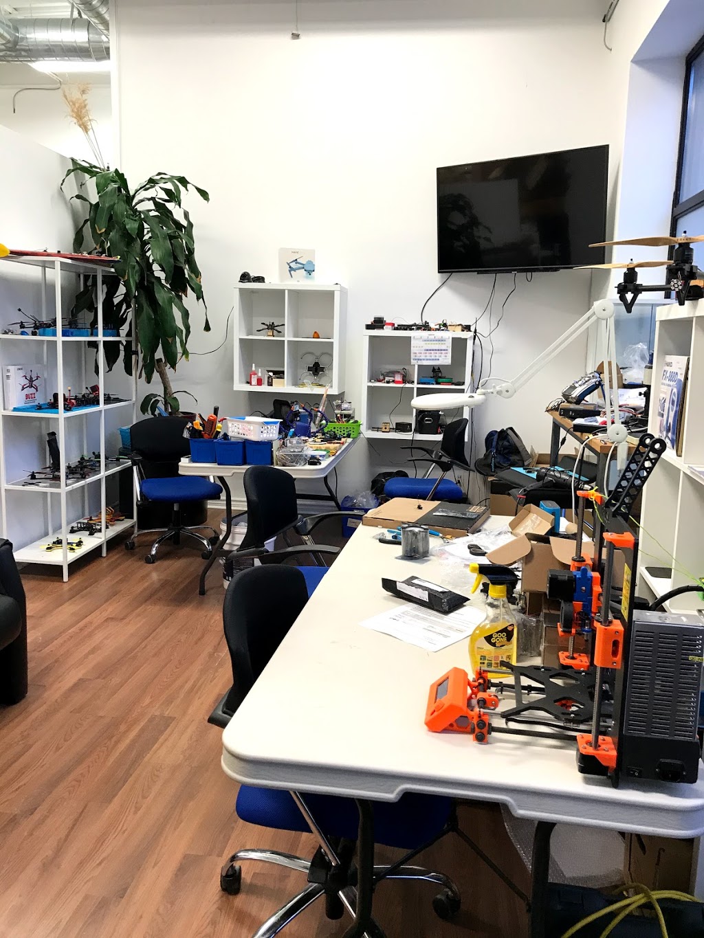 Rotorgeeks | 25 Lesmill Rd #10, North York, ON M3B 2T3, Canada | Phone: (647) 479-4153